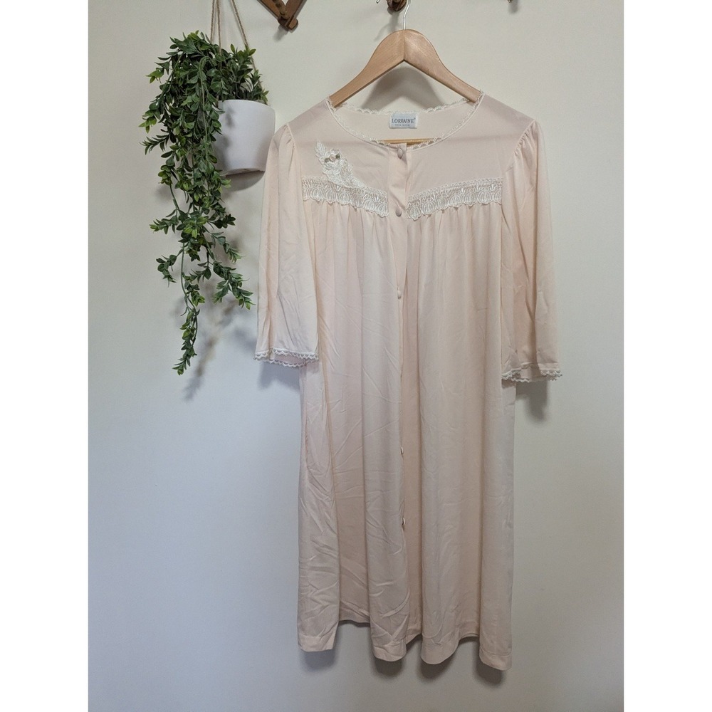 Vintage Lorraine made in the USA nightgown robe